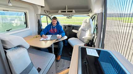 Karmann vs LMC Vergleichstest Vergleichstest Karmann vs LMC: LMC Innovan 592 Tisch