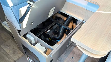 Karmann vs LMC Vergleichstest Vergleichstest Karmann vs LMC: LMC Innovan 592 Combi 6 D