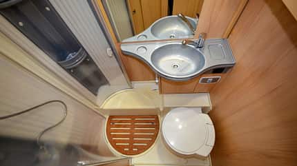 Sunlight, Sanitärraum