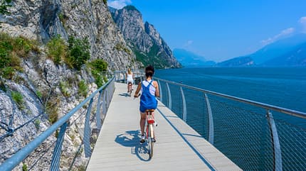 Gardasee, Radweg-Stück bei Limone Gardasee, Radweg-Stück bei Limone