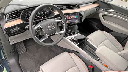Audi Q8 55 e-tron Audi Q8 55 e-tron (2024) f