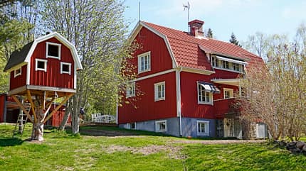 Rote HŠuser, Wiese, BŠume, Himmel Rote HŠuser, Wiese, BŠume, Himmel