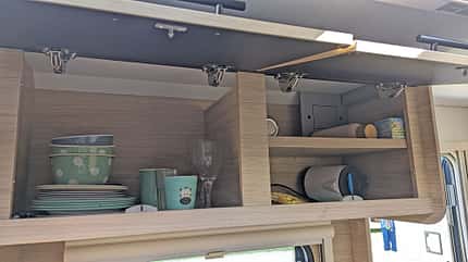 Caravelair Caravelair Sport Line 486 Geschirr