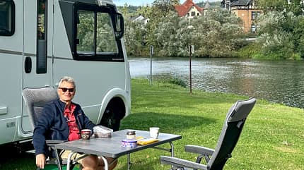 Reiner Stehmeier findet besonders eine Rückfahrkamera und einen akustischen Abstandswarner wichtig. Reiner Stehmeier findet besonders eine Rückfahrkamera und einen akustischen Abstandswarner wichtig.