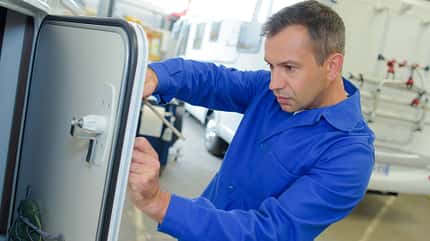 werkstatt, termin, reparatur, ersatzteil, wohnmobil, preis Werkstatt-Report
