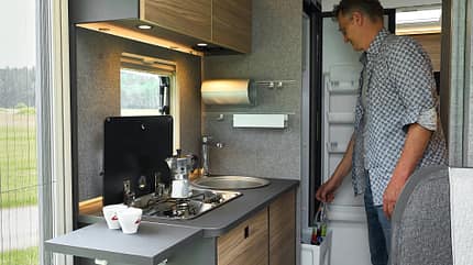Advertorial EFOY Dethlefs Performance 4x4 auf VW Crafter f