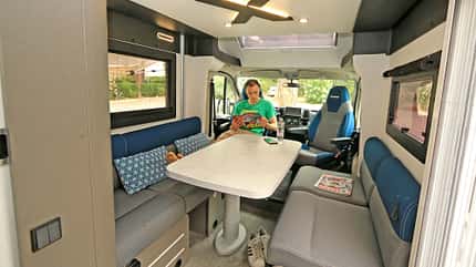 Chausson X 650, Längsbanksitzgruppe