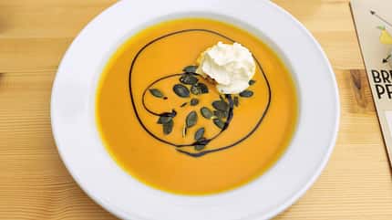 reise-tipp, hohenlohe, taubertal Hohenlohe & Taubertal - Kürbiskernsuppe