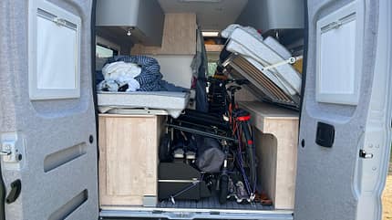 Clever, Spirit 600, Campingbus, Einzelbetten, Praxischeck, Fahrrad, Stauräume, Ordnung, Ladungssicherung Clever Spirit 600 im Praxischeck; Fahrrad im heckstauraum