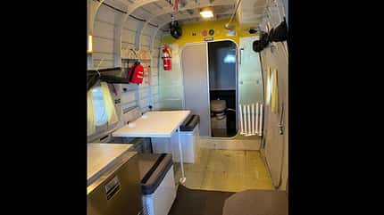 Flugzeug, Camping Innenraum des Wasserflugzeugs mit Camperausbau