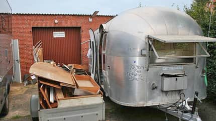 Abfallteile, Originalteile, Holz, Caravan von Außen, Garage, Umbau Abfallteile, Originalteile, Holz, Caravan von Außen, Garage, Umbau