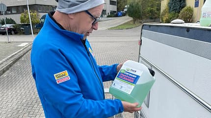 blaue promobil Jacke, Caravan High Power Cleaner, Caravan, Mütze, Test blaue promobil Jacke, Caravan High Power Cleaner, Caravan, Mütze, Test