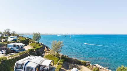 Campingplatz, Zelte, Autos, HŸgel, Meer, Horizont, Himmel Campingplatz, Zelte, Autos, HŸgel, Meer, Horizont, Himmel