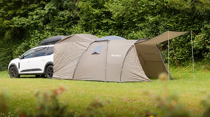 Dacia, Jogger, Carcamping, Carcamper, Heckzelt, außen Dacia Jogger mit Campingbox Heckzelt außen