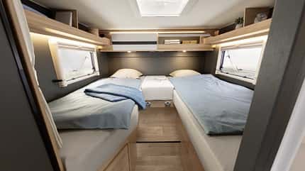 Dethleffs Globebus Camp (2025) Wohnmobil, Einzelbetten, Heck