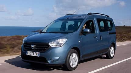 Dacia, Dokker, 2013 Dacia Dokker blau auf der Straße