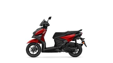 Yamaha Motorroller Test