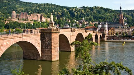 Burg, Wasser, Brücke, Heidelberg, Altstadt Die ALtstadt von Heidelberg mit Neckarbrücke