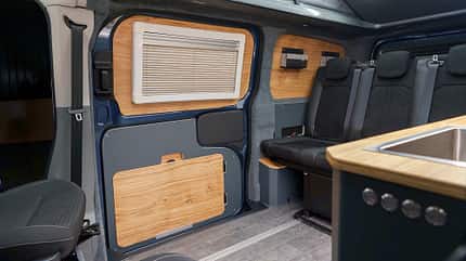 Campervan Pureflexx Escape 500 Verkleidung mit Holz und Filz