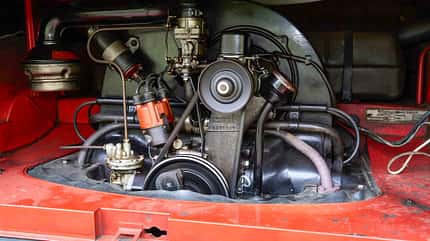 VW ID. BUZZ, VW T4 VW ID. BUZZ und T1 Motor