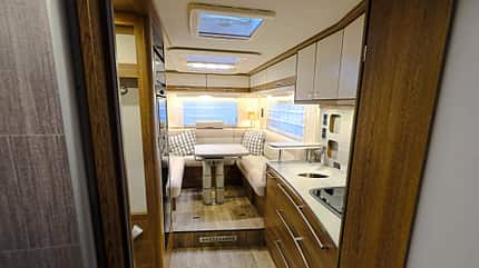 Rapido 854 F (2025) Rapido 854 F (2025) Abwasser f
