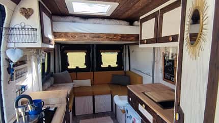 Hubbert das Hubbett, Selbstausbauer, Kastenwagen, Kabinenfahrzeuge, Campingbusse, Wohnombile, automatische Nivellierung Hubbert das Hubbet für Selbstausbauer von Wohnmobilen