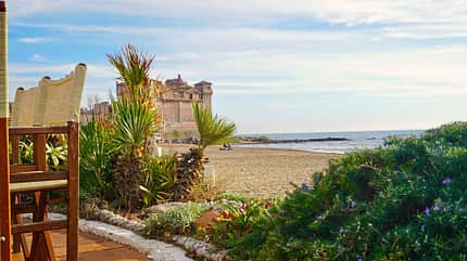 f_Latium, Strand, Bar, Castello Santa Severa, Schloss f_Latium_Carolin-Hlawatsch_strandbar