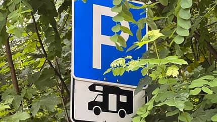 Dingolfing Bayern Niederbayern - Traffic sign road sign - Camping Campinplatz