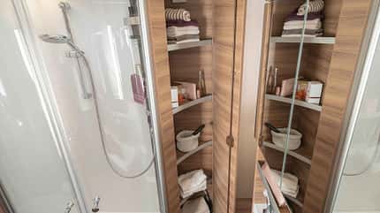 Kauftipp, Integrierte mit grossem Bad Integrierte mit Raumbad Queensbett