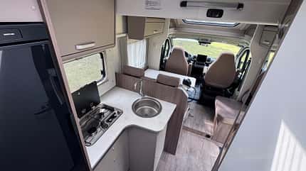 Carado, T328, Teilintegrierter, Einzellbett, Hubbett, Küche Carado T328 Küche