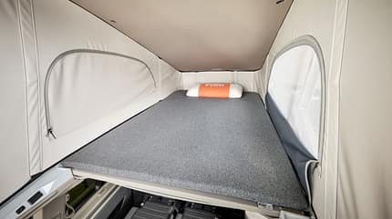 Dachbettbettmatratze für den VW T7 von Froli Dachbettbettmatratze für den VW T7 von Froli