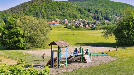 Kinder Seasonova Spielplatz, Kinder