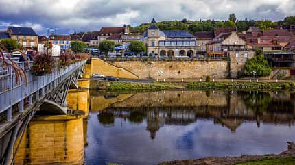 Stadt, Brücke, Fluss Le Bugue, Stadt, Brücke, Fluss