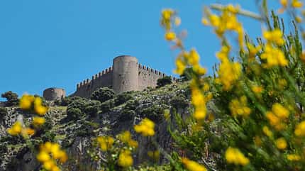 Medes Burg, Wanderung, Berg
