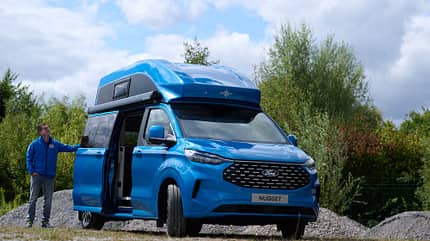 Ford, Campingbus Außenansicht, Ford, Campingbus