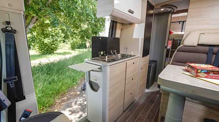 Campingbus, Familie Küche, Campingbus, Familie
