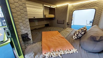 RS Camp ES-4, Bett, Stauraum, Schlafkabine f_RS-Camp_ES-4_Bett