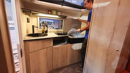 easy caravanning get away, leichtbau, wohnwagen Heckküche