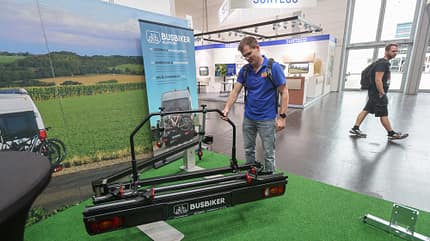 Busbiker, Fahrradträger, Camping