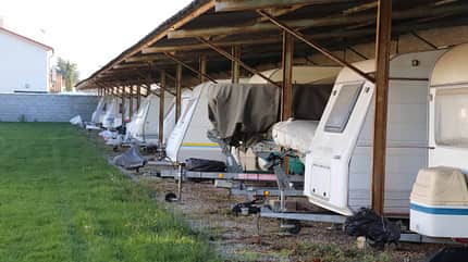 Abstellen, Winterpause, Wohnwagen, Einwintern Abstellen, Winterpause, Wohnwagen, Einwintern