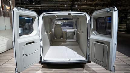 10/2025 Kia EV7 Elektro-Van Concept