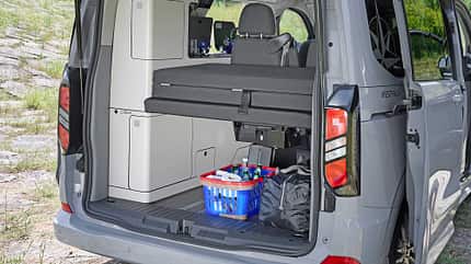 Vergleichstest, Dreamer Cap Land, Kofferraum, Stauraum f_Westfalias-CapLand_vs_Club-Joker-Urban_Kofferraum