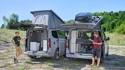 Vergleichstest, Westfalia Club Joker Urban, Dreamer Cap Land, Außenansicht, Heck f_Westfalias-CapLand_vs_Club-Joker-Urban_Außenansicht_Heck