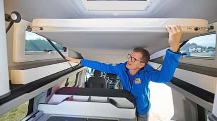 Ford Nugget, Dachbett