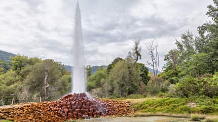 Andernach Geyser - start of eruption