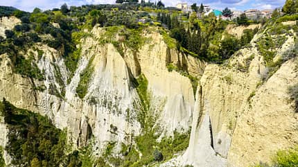 Basilikata, Italien, Campingplätze, Calanchi, Lehmhügel, Matera, Aliano