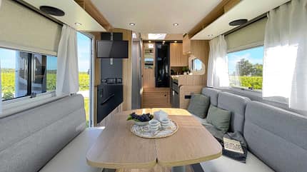 Mooveo Sitzgruppe, Mooveo TEI 62 DH, Wohnmobil, Camping, Urlaub