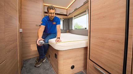 f_Knaus_Südwind_500_UF_Black_Selection_Bett