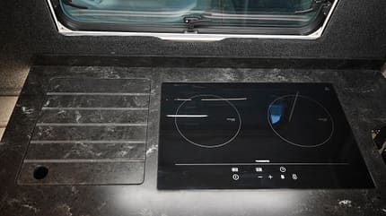 Rhön Camp, The Seeker 4x4, Sprinter, Campingbus, 4x4, Heckbad Rhön Camp The Seeker 4x4