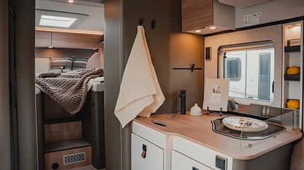 Hymer GT-S, Teilintegrierter, Küche